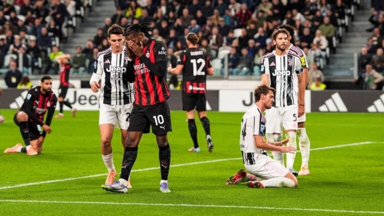 Juventus hold AC Milan as Napoli go top of Serie A