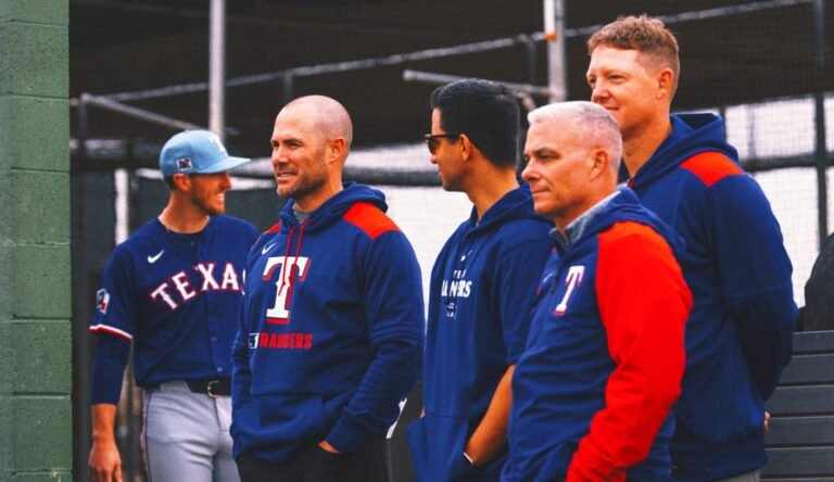 Texas Rangers Hire Skip Schumaker as Manager, Agree to 4-year Contract
