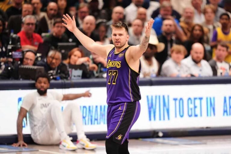 Doncic makes more history with 40-point triple-double in Lakers win over Jazz