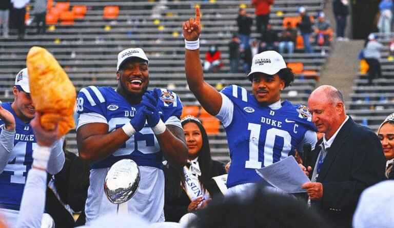 Late Touchdown Lifts Duke to 3-point Win Over Arizona State in the Sun Bowl