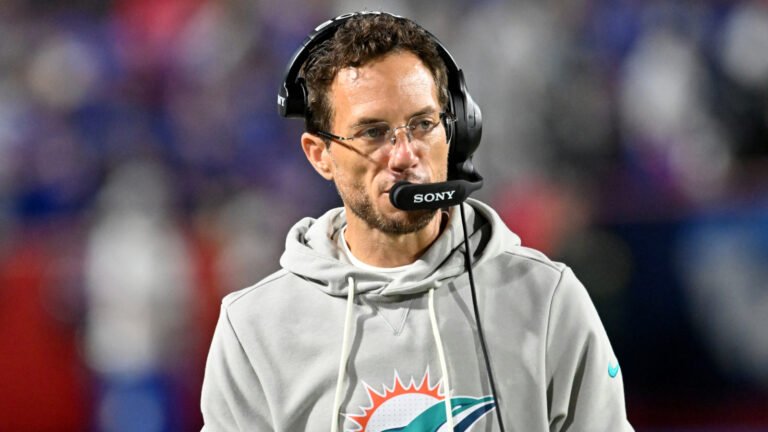Would Mike McDaniel make sense for Browns after firing from Dolphins?