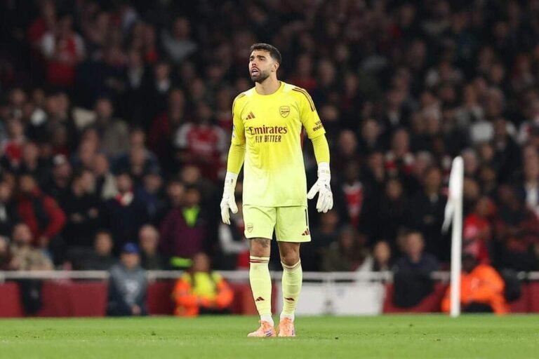 Watch ‘brilliant’ Raya save to stop Thiago goal in Premier League