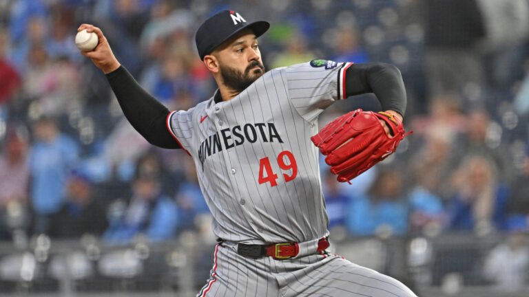 Twins rocked by major Pablo Lopez injury update