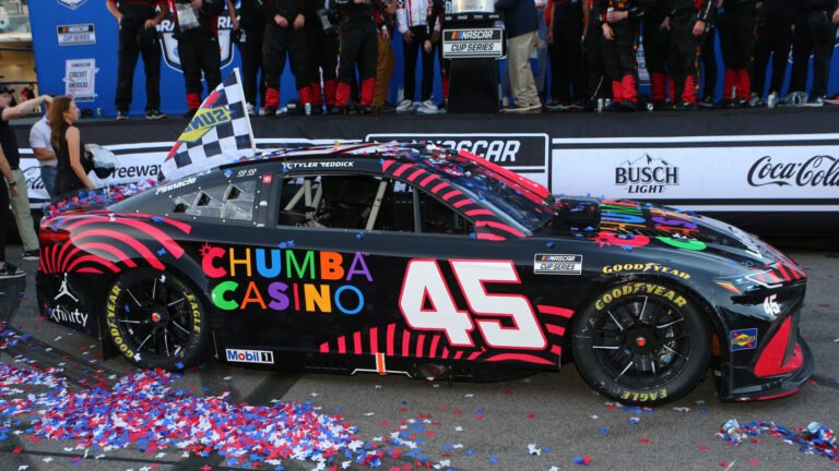 Tyler Reddick going for unprecedented NASCAR four-peat in front of Michael Jordan