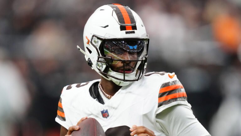 Ex-Browns QB makes huge claim about Shedeur Sanders, Deshaun Watson