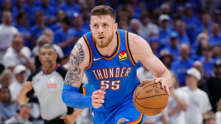 Isaiah Hartenstein comes up big in Game 2 win over Spurs