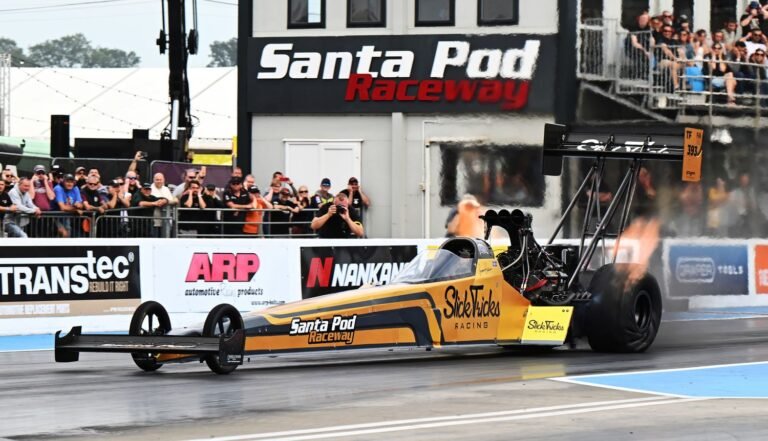 EDRC: season fires into life as Santa Pod hosts traditional opener