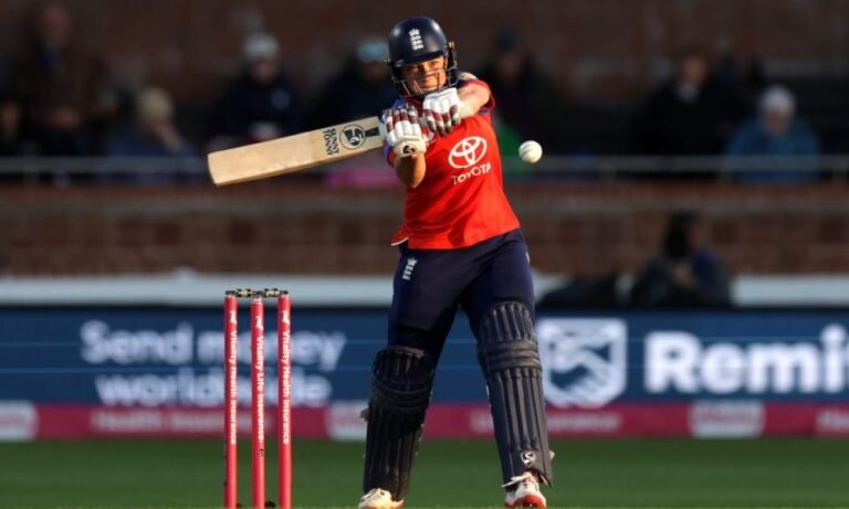 Alice Capsey inspires England to record run chase to seal series win over India