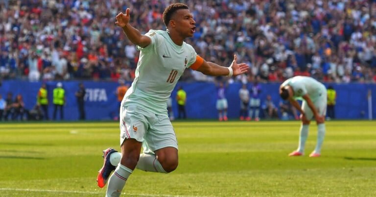 Mbappe and Dembele do the business for Les Bleus