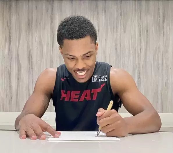 Ryan Conwell scores 21 in Heat debut