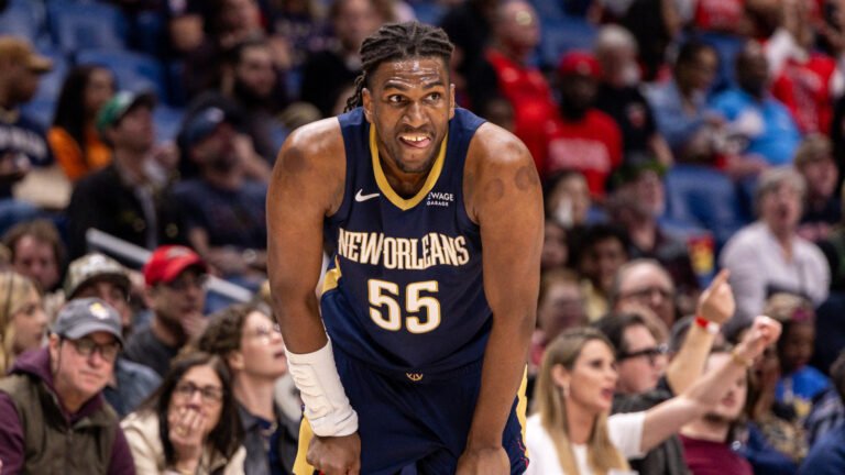 Lakers are signing a three-time NBA champion