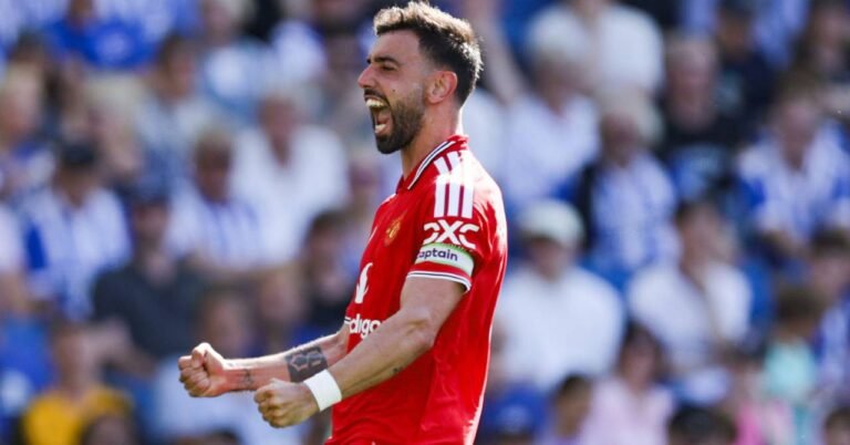 Man United tough on transfer as Galatasaray show interest