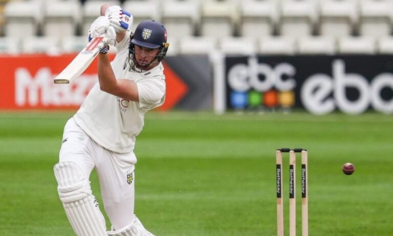 Ben McKinney doubles up to take player of the round