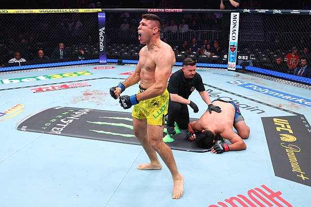 UFC 330 Odds Flip As Tresean Gore Becomes Favorite Over Vicente Luque