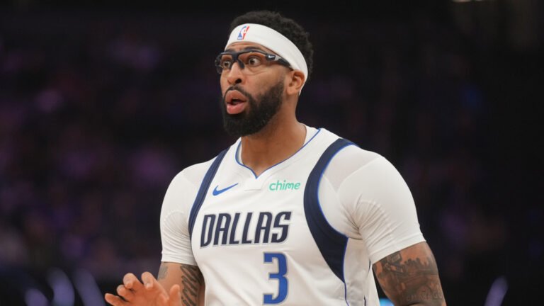 Warriors may still land Anthony Davis under one condition