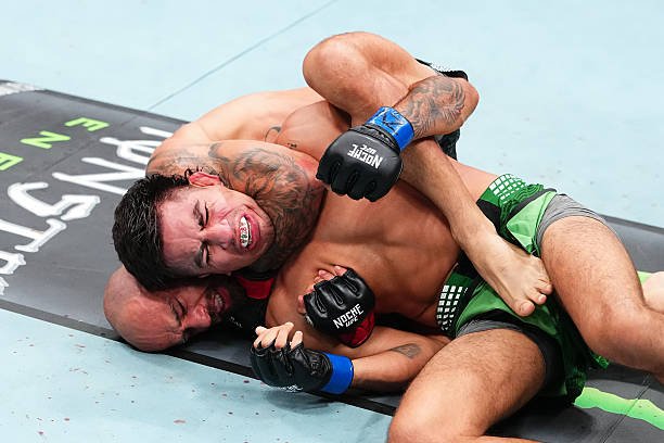 Jean Silva Delivers Wild Comeback, Survives Knockdown Before Submitting Jose Miguel Delgado At Noche UFC